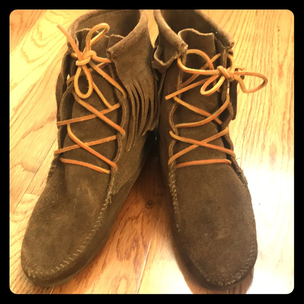 Minnetonka Moccasins Booties